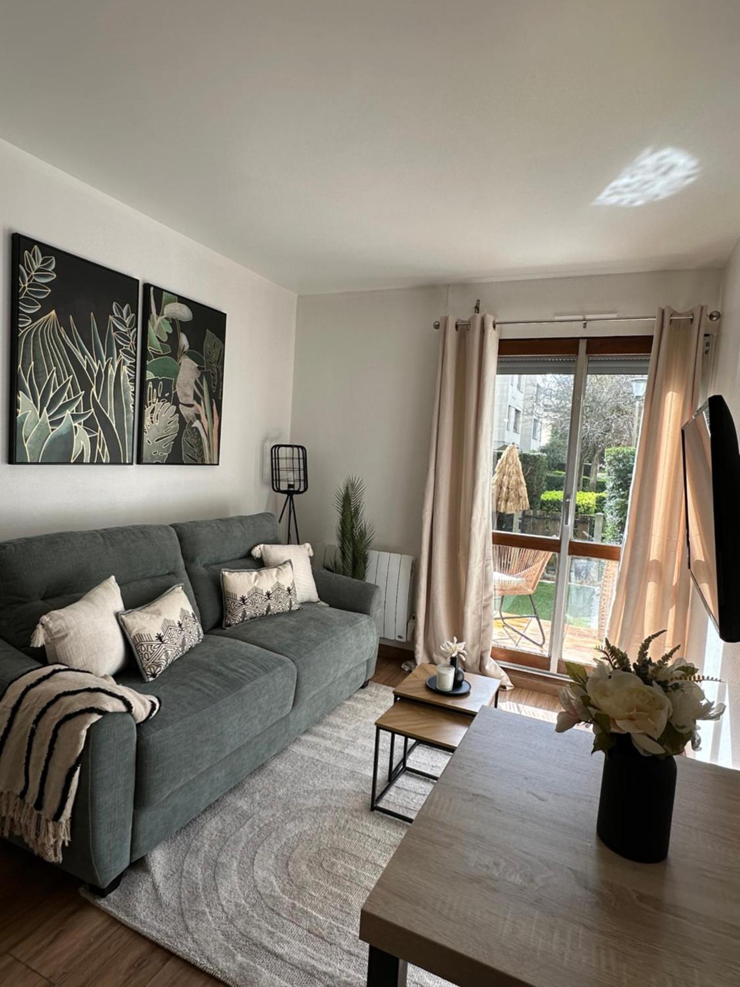 Premium & Cosy Studio - Paris A 20 Mins - Chateaux De Versailles A 8 Mins Apartment Le Chesnay  Exterior foto